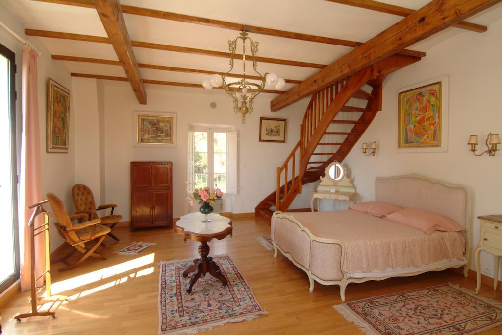 Pavillon De Beauregard Bed & Breakfast เอ็ก-ซอง-โพรวองซ์ ห้อง รูปภาพ